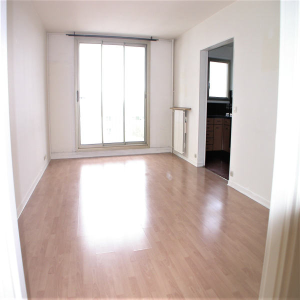 Offres de location Appartement Les Lilas 93260